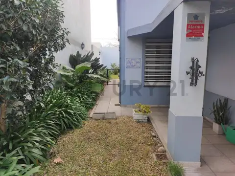 Casa en Venta en La Plata, USD 195.000