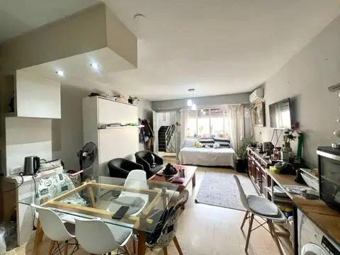 Depto Tipo Casa en Venta 45 años