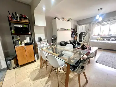 VENTA PH 2AMB - MUY BUEN ESTADO - BALVANERA