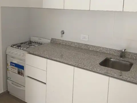 Departamento en Alquiler en Haedo Norte, $ 600.000