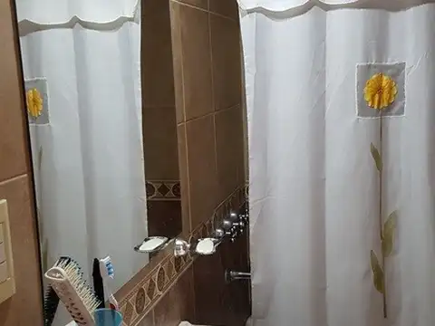 PH 2 ambientes planta baja frente