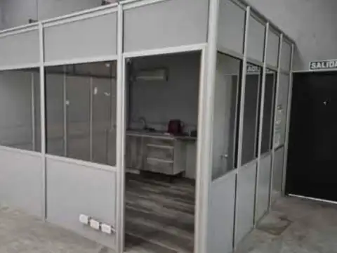 Galpon en Alquiler 20  mts Frente