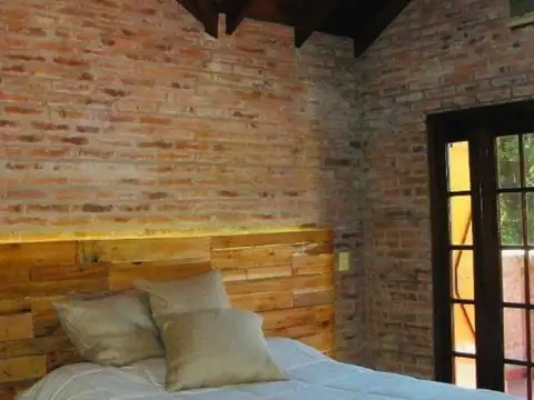 Casa en Venta con 4 cocheras