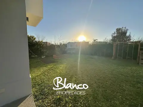 Casa en Alquiler en San Matias, USD 1.750