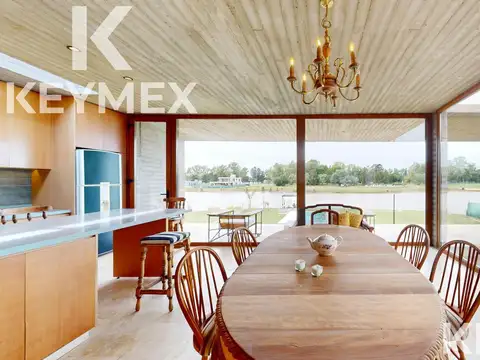 Casa 7 ambientes con 3 baños