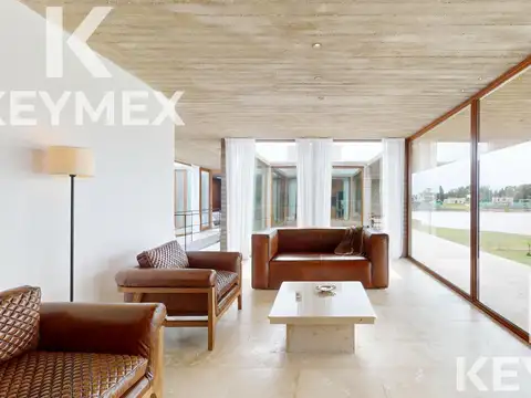 Casa en Venta en Coronel Brandsen, USD 351.000