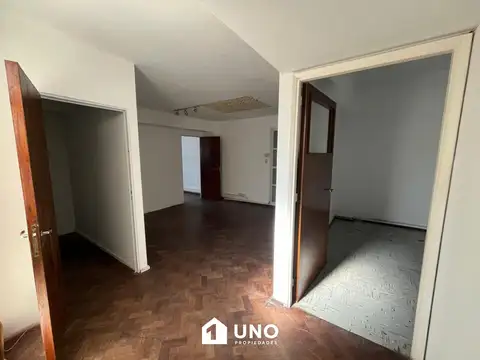 San Martín 800, Piso 04