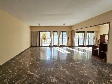 Departamento 5 ambientes con 2 baños