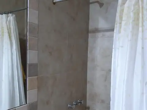 Casa en Venta en Villa Sarmiento, USD 85.000