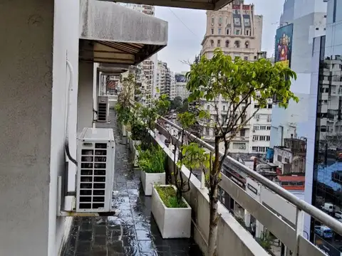 La mejor ubicación. A metros de todos los medios de transporte