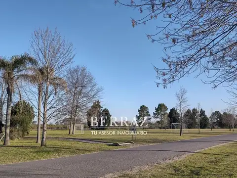 Terreno en Venta en Los Alcanfores, USD 98.000