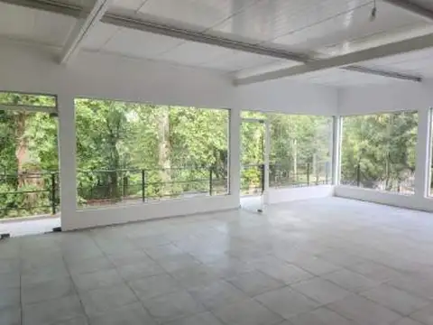 Locales Comerciales en venta - 4 Ambientes - Mendiolaza