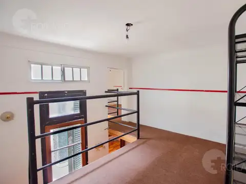 Depto Tipo Casa 4 ambientes con 2 baños