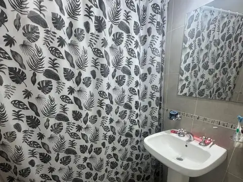 Depto Tipo Casa en Venta 50 años