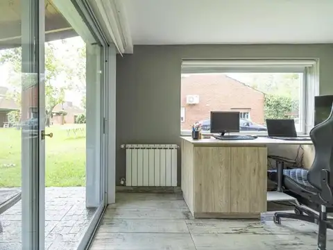 Casa en Venta en Moron, USD 123.000