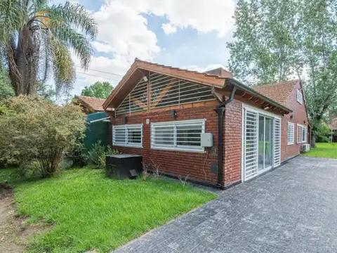 Venta de Casa 5 AMBIENTES, Moreno