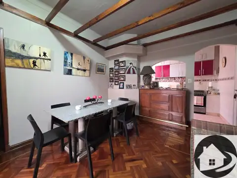 Depto Tipo Casa 2 ambientes con 1 baño