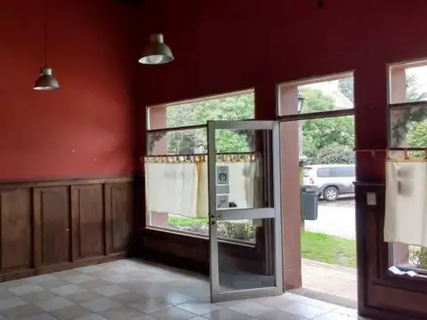 Local en Venta 70 años