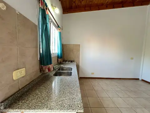 Depto Tipo Casa en Alquiler de 1 dormitorio