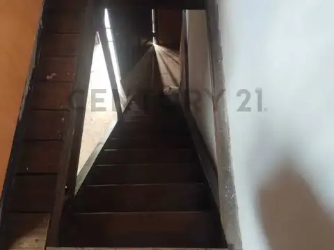 VENTA CASA 3 AMBIENTES CON JARDIN APTA CREDITO