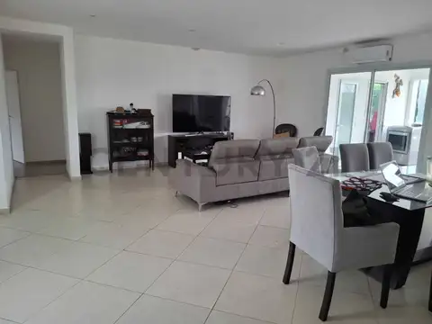 CASA EN VENTA BARRIO PRIVADO SANTA JUANA CANNING