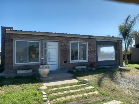 EXCELENTE CASA EN TIERRA DE SUEÑO III