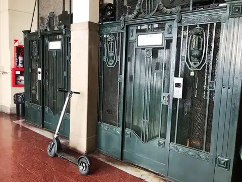 Oficina en Venta al Este