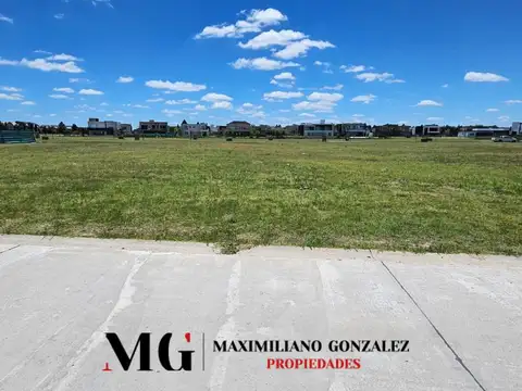 Terreno en Venta 23  mts Fondo