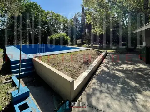 VENTA HERMOSA CASA QUINTA, 2700 MTS2 EN EL PATO.