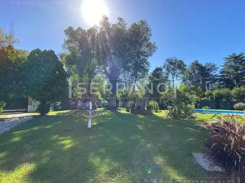 Casa en Venta con 2 cocheras