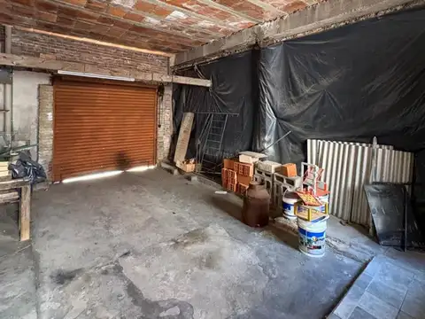 Casa 5 ambientes con 2 baños