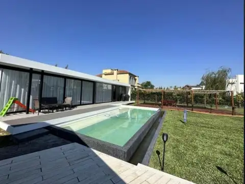 Calle El Deslinde 1300