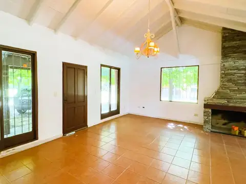 Casa en Venta en Barrio El Cazador, USD 140.000