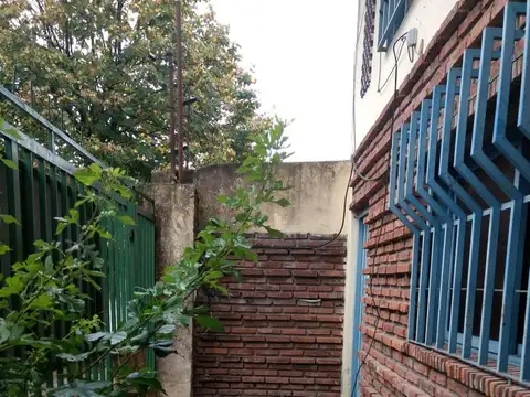 Galpon en Venta 10  mts Frente