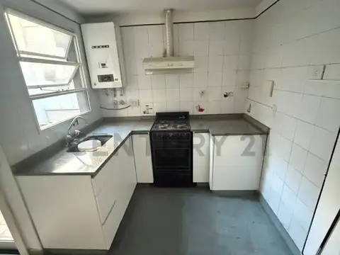 Departamento en Alquiler en Villa del Parque, $ 530.000