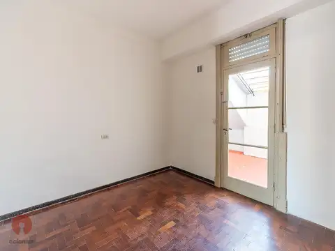 Depto Tipo Casa en Venta 50 años