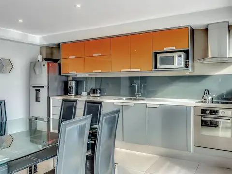 Departamento en Alquiler en Playa Mansa, USD 5.700