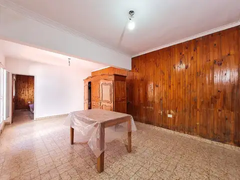 Depto Tipo Casa 2 ambientes con 1 baño