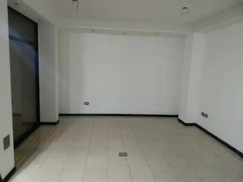 Local en Venta en Ramos Mejia, USD 72.000