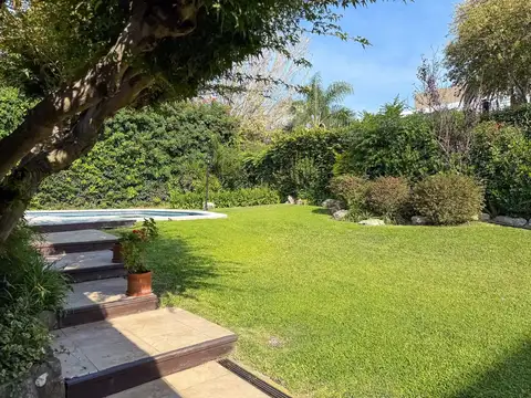 Ladislao Martínez al 900