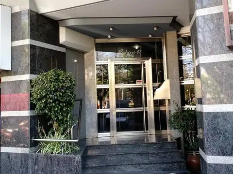 Ricchieri 67 , Piso 11