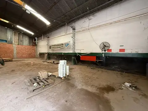 GALPON EN ALQUILER LUGANO