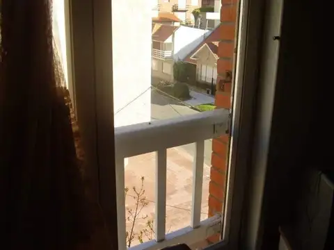 Alquiler temporario 1 ambiente Miramar. Edificio Riviera II