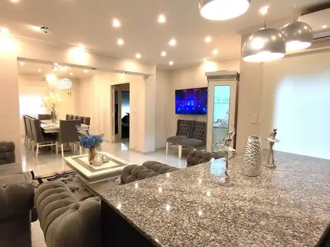 Depto Tipo Casa en Venta al Norte