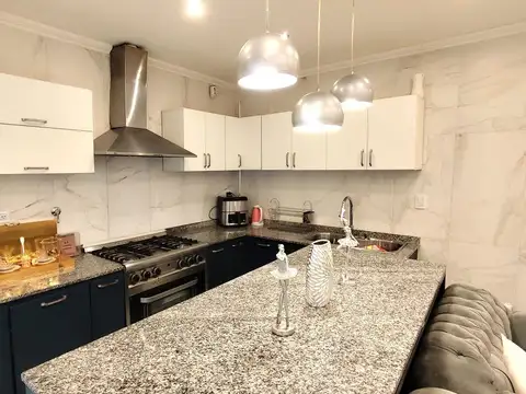 Depto Tipo Casa en Venta de 2 dormitorios