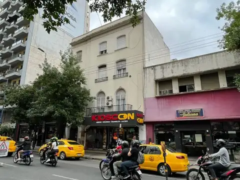 PH EN VENTA – 2 DEPARTAMENTOS (3 y 4 DORM) CENTRO!