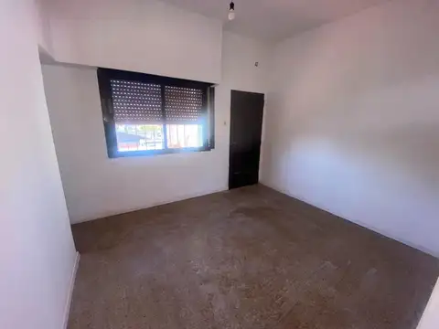 Departamento en Alquiler en Ituzaingo Norte, $ 650.000