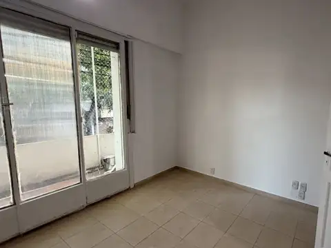 Departamento de 2 amb. y medio o 3 amb. Alquiler Parque Patricios