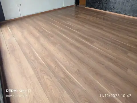 Local en Alquiler Via Púb.