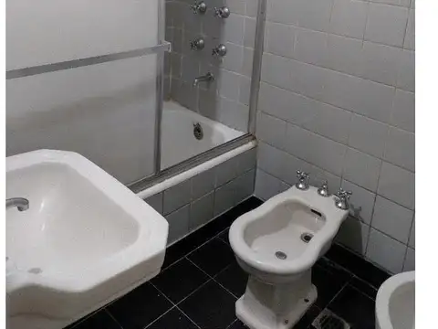 Departamento en venta, Once - Capital Federal 3 Ambientes con Balcón al Frente